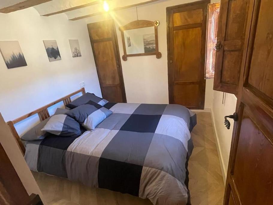 Villa Acogedora Casa Con Patio-Parking Albarracín Esterno foto
