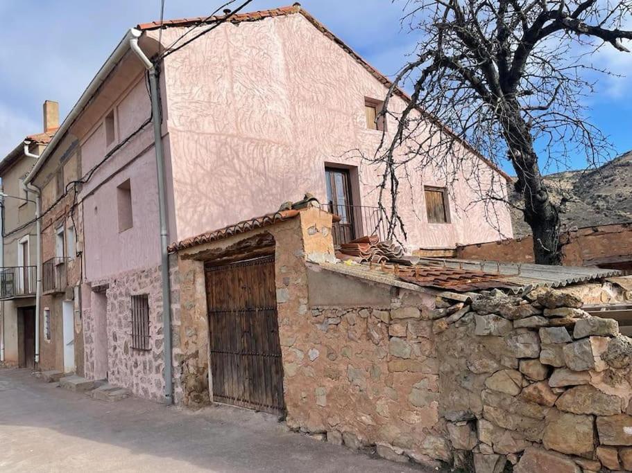 Villa Acogedora Casa Con Patio-Parking Albarracín Esterno foto