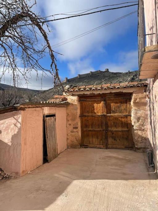 Villa Acogedora Casa Con Patio-Parking Albarracín Esterno foto